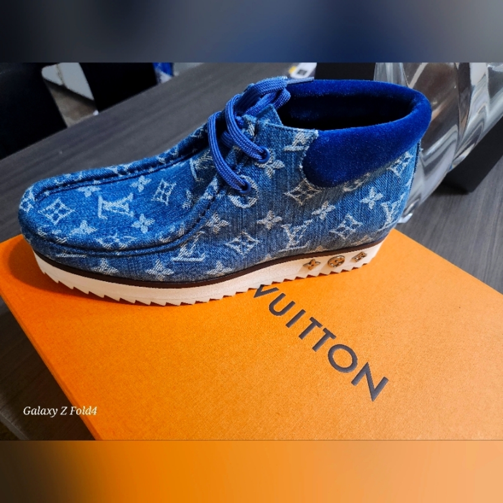 Louis Vuitton Size 7 Mens Boots Blue